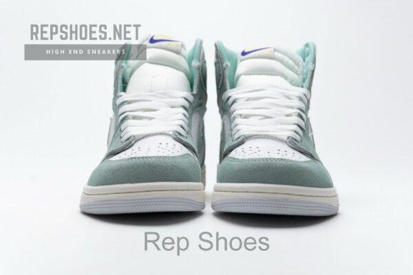 555088-311 Air Jordan 1 OG Hi Retro“Turbo Green” - Image 4