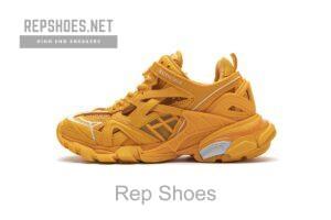 568615 W2GN5 5817 Blenciaga Track 2 Sneaker Orange