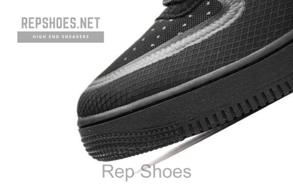 AO4606-001 OFF White X Air Force 1 Low Black - Image 10