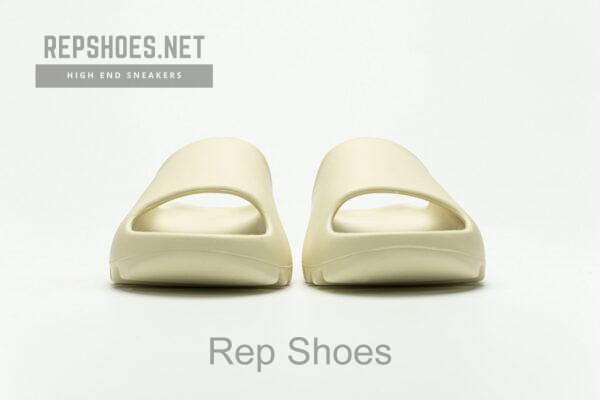 FW6344 adidas Yeezy Slide “Desert Sand” - Image 2