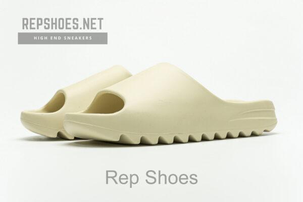 FW6344 adidas Yeezy Slide “Desert Sand” - Image 3