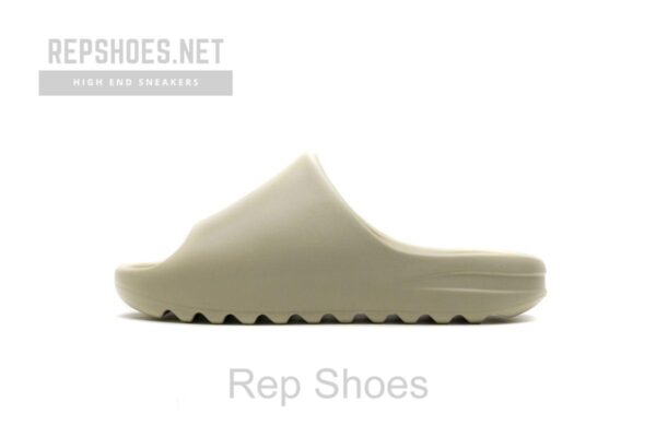 FW6344 adidas Yeezy Slide “Desert Sand”