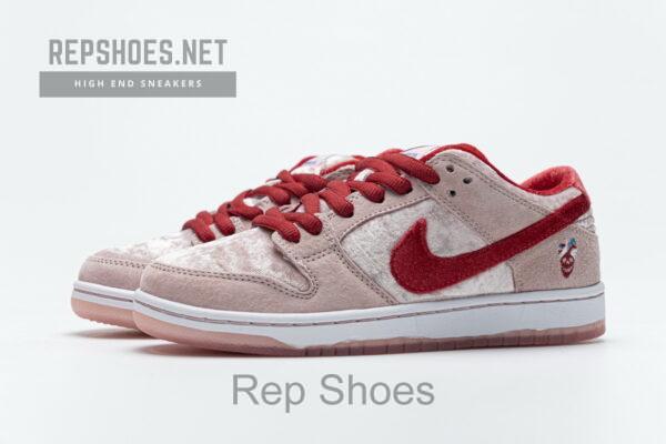 CT2552-800 Strange Love x Nike SB Dunk Low Pro - Image 3