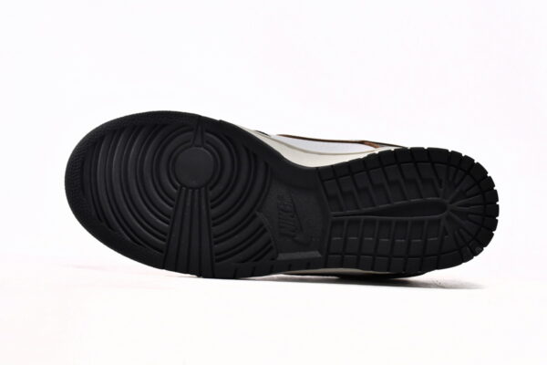 HUF x Nike SB Dunk Low San Francisco - Image 8